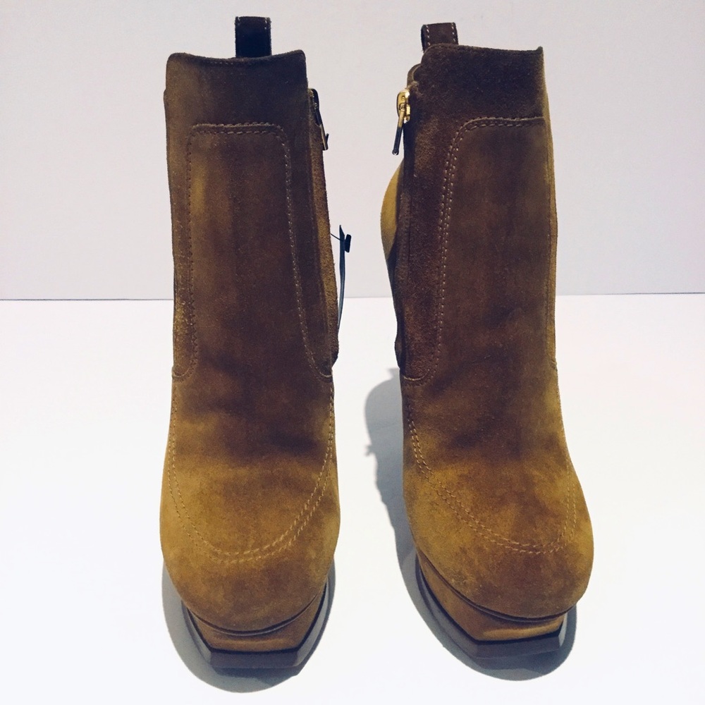 YVES SAINT LAURENT SUEDE “ TRIBUTE 105 ” TALL PLATFORM ANKLE BOOTS. - Picture 2 of 10